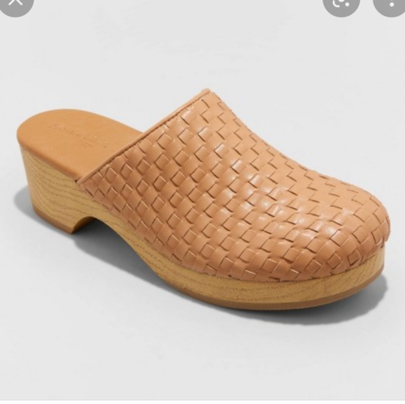Universal Thread Shoes - Universal Thread Light Brown Magnolia Woven Mules Size 9.5 New in Box